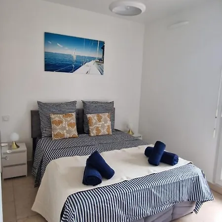 Le Marin - Pool And Parking Антіб