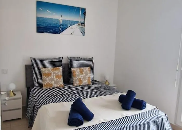 Le Marin - Pool And Parking Antibes